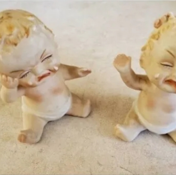 Vintage salt and pepper shakers baby vintage toddler salt holder - Picture 2 of 4
